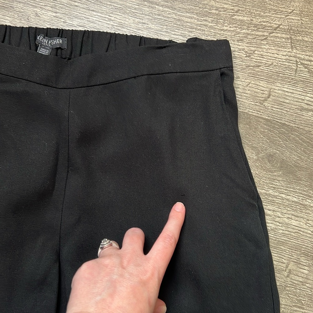 Eileen Fisher Crepe Pull On Tapered Black Pants - Picture 4 of 9
